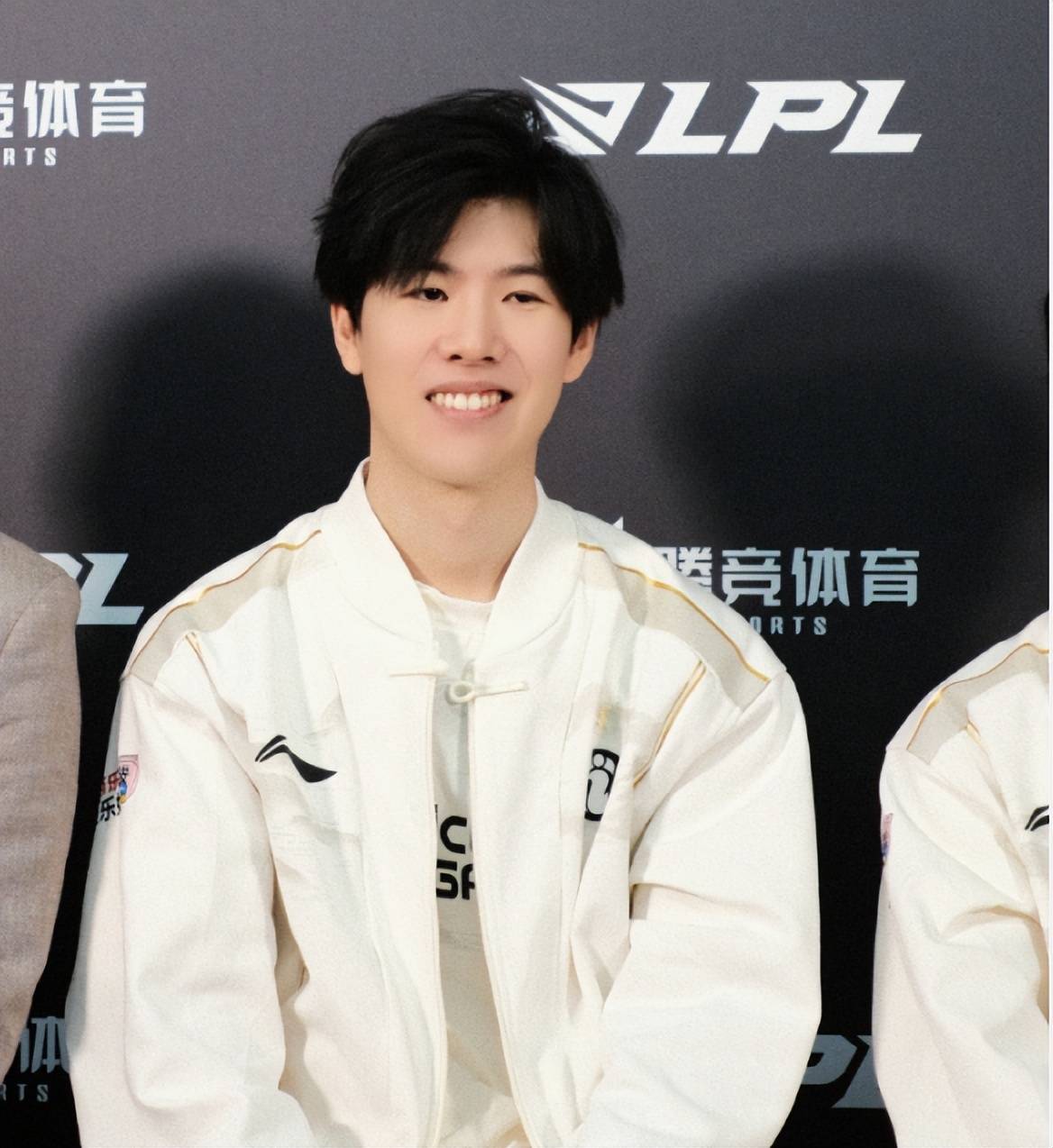 TheShy新星爆冷表现惊艳,篮网未来可期!的简单介绍 TheShy新星爆冷表现惊艳,篮网未来可期!的简单介绍