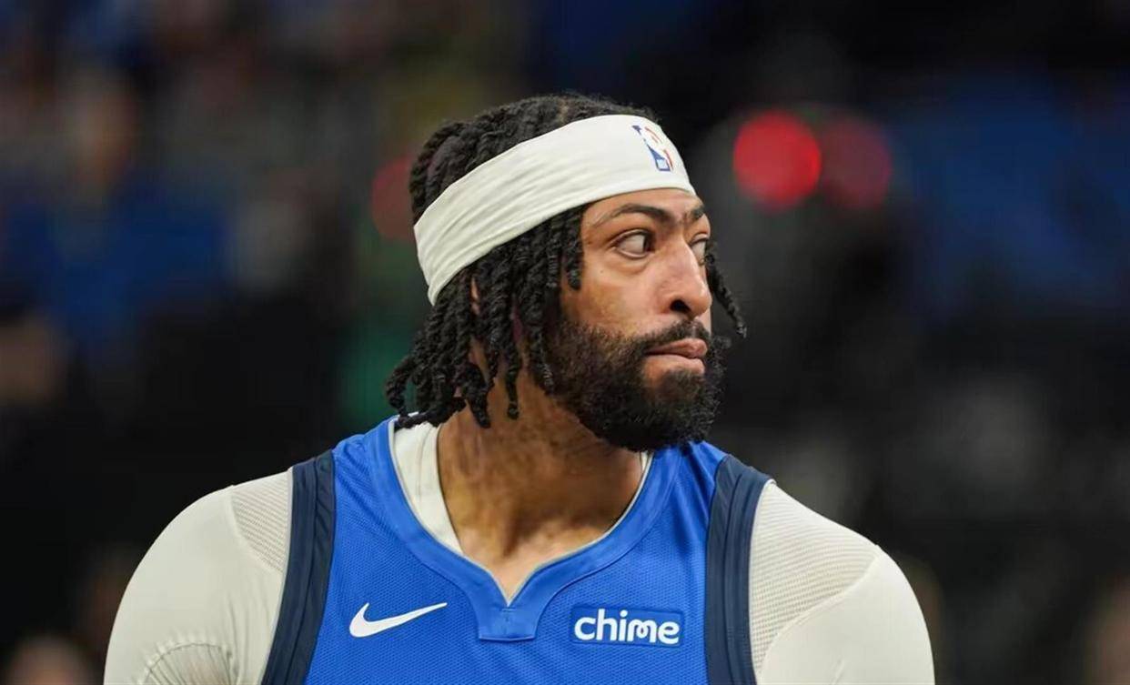 包含浓眉哥连续十二场比赛得分超过爆冷，篮网挑战极限！的词条