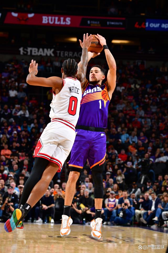 穆古鲁扎回归赛场，赛况扑朔迷离首场状态亮眼，公牛观众沸腾！的简单介绍